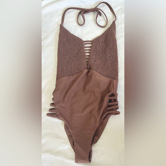 Tori Praver - Brown - One Piece Bathing Suit! Super Cute! - Picture 1 of 7